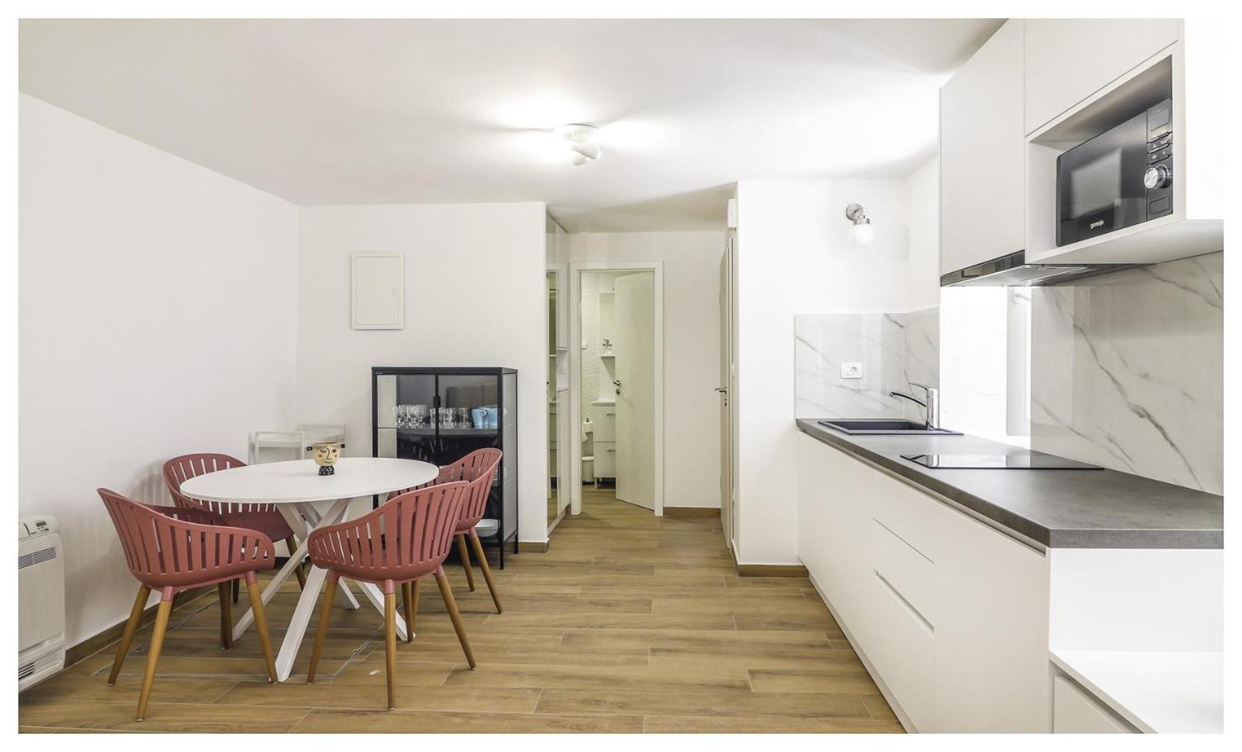 House Gambin Hotel Primosten Exterior photo